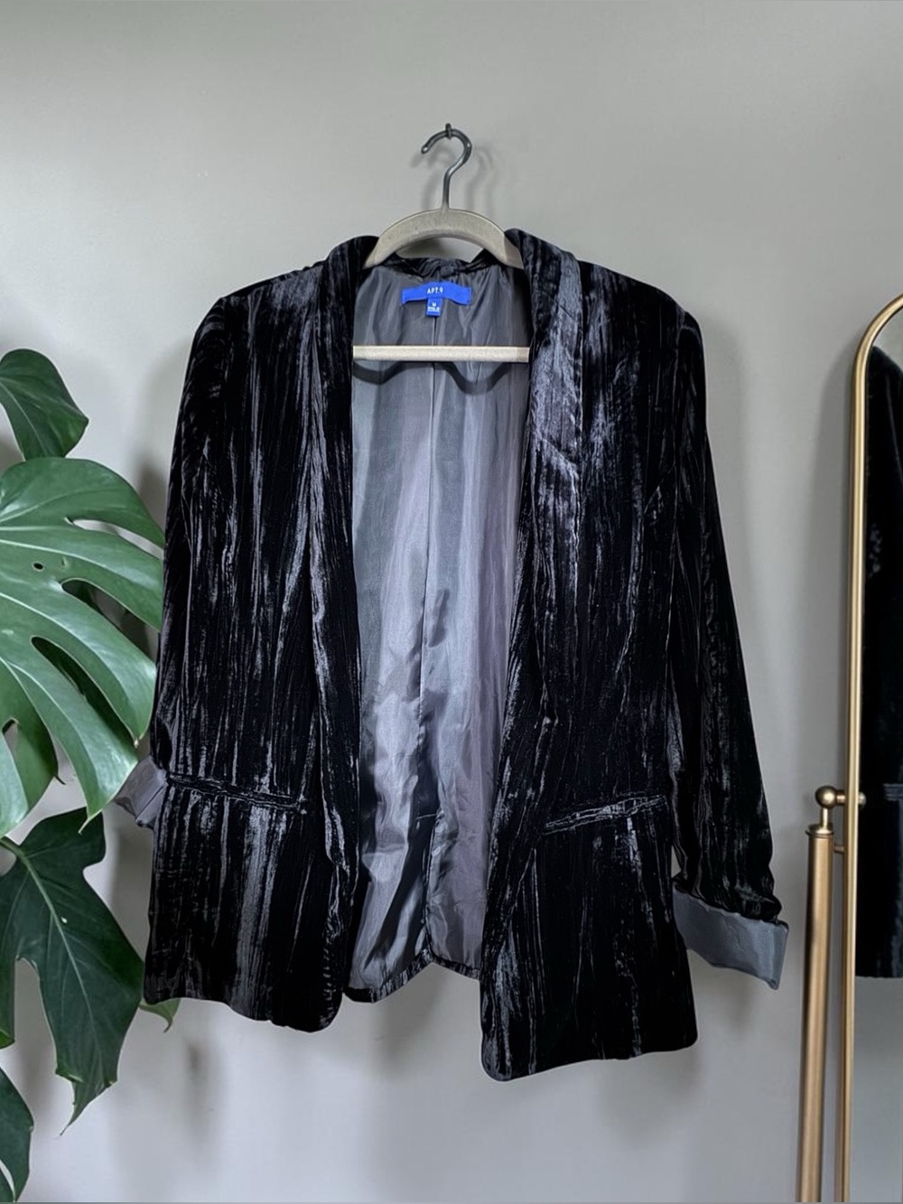 Velvet Luxurious Black Blazer Satin Lined Sz M Avant Garde